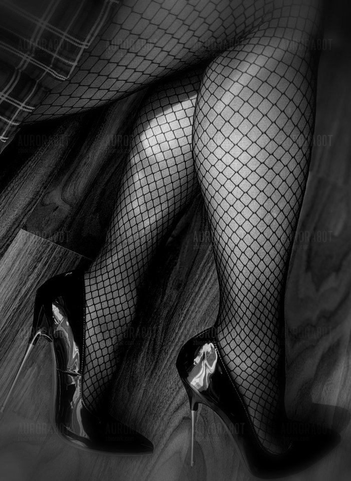 AU 260131_legs.jpg - Aurora80T