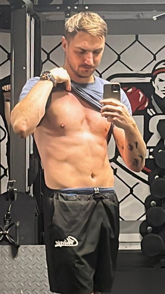 78E3A83C-C82C-4D73-A696-F5D0042BFC99.jpeg - xXstrikerXx