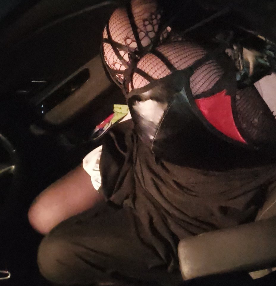 1000153122.jpg - paulstarkface