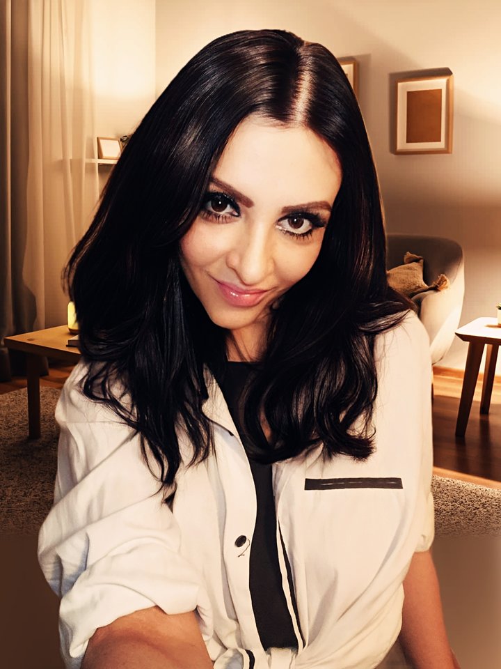 IMG-db79721d3a1e78ac02e8da3df61020c0-V.jpg - Starscouples