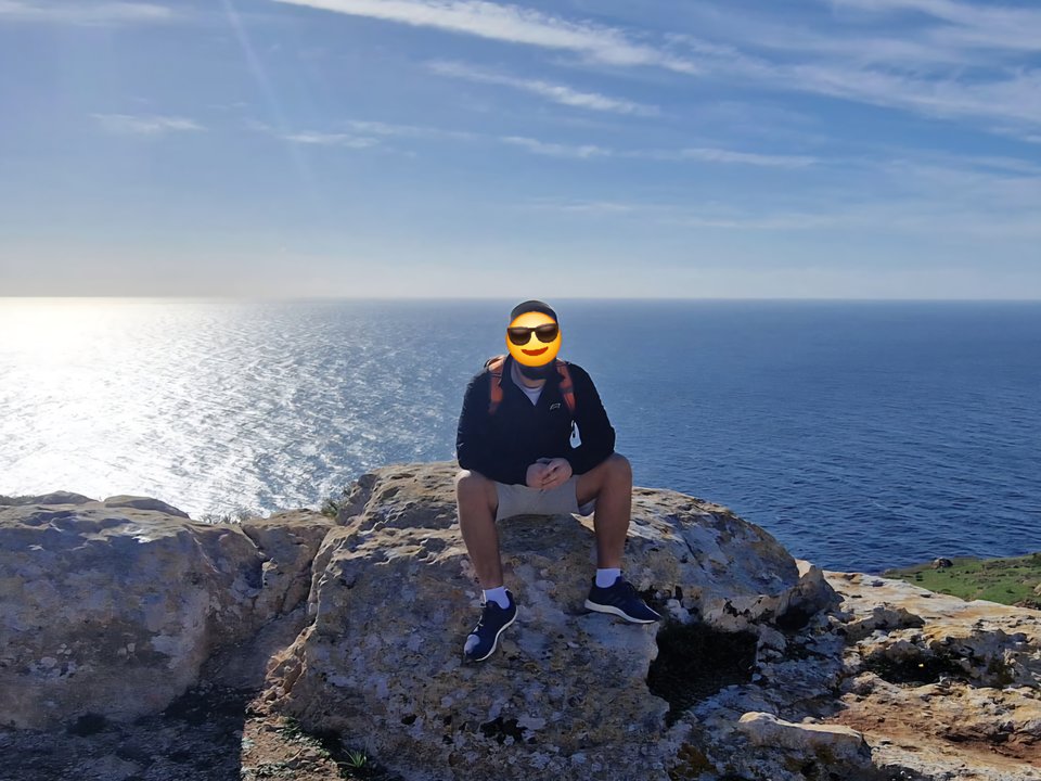 1000008331.jpg - Niesmialywdzien