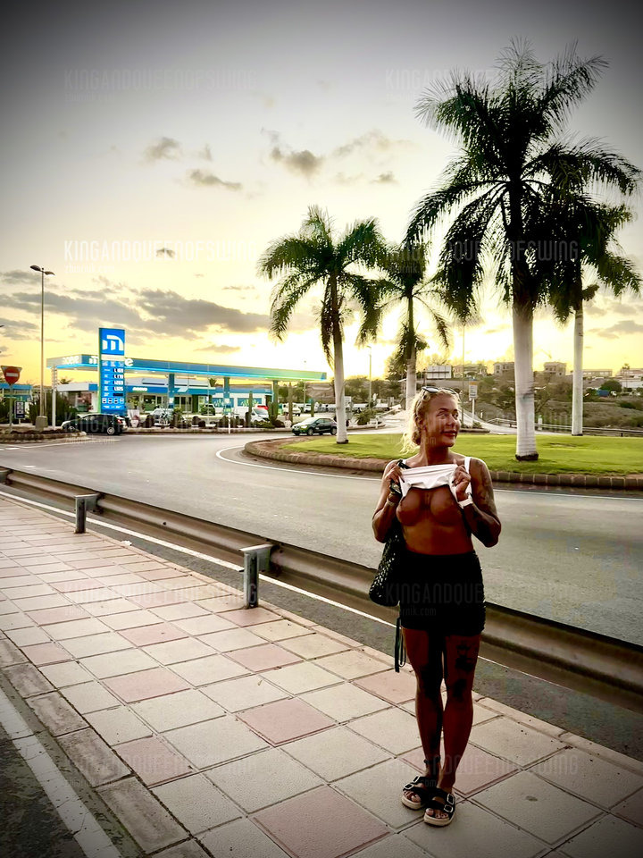 Hihi - KingAndQueenOfSwing