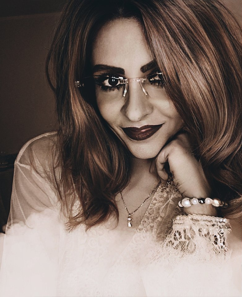 IMG-80ff53405033ccb2a5e79e2418ce500a-V.jpg - Starscouples