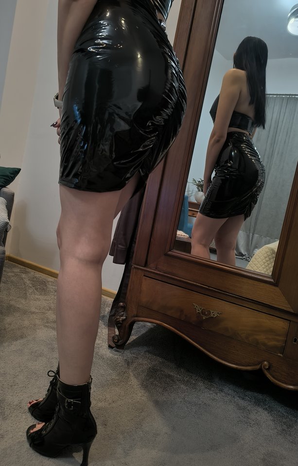 1000057883.jpg - Hotwife__Cuckold