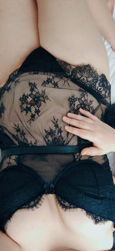 Lumii_20260207_143247442.jpg - CurvyMonali