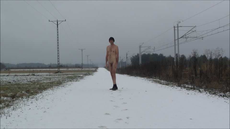 OZAROWICE - droga przy torach 20260208.mp4_snapshot_00.15_[2026. - Krzysztof_cfnm