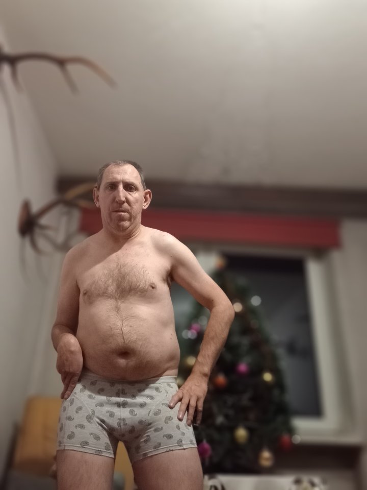 IMG_20260208_201114985_MFNR_PORTRAIT.jpg - bojman8