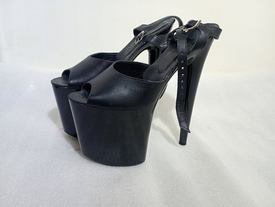 1000008096.jpg - Kris8758