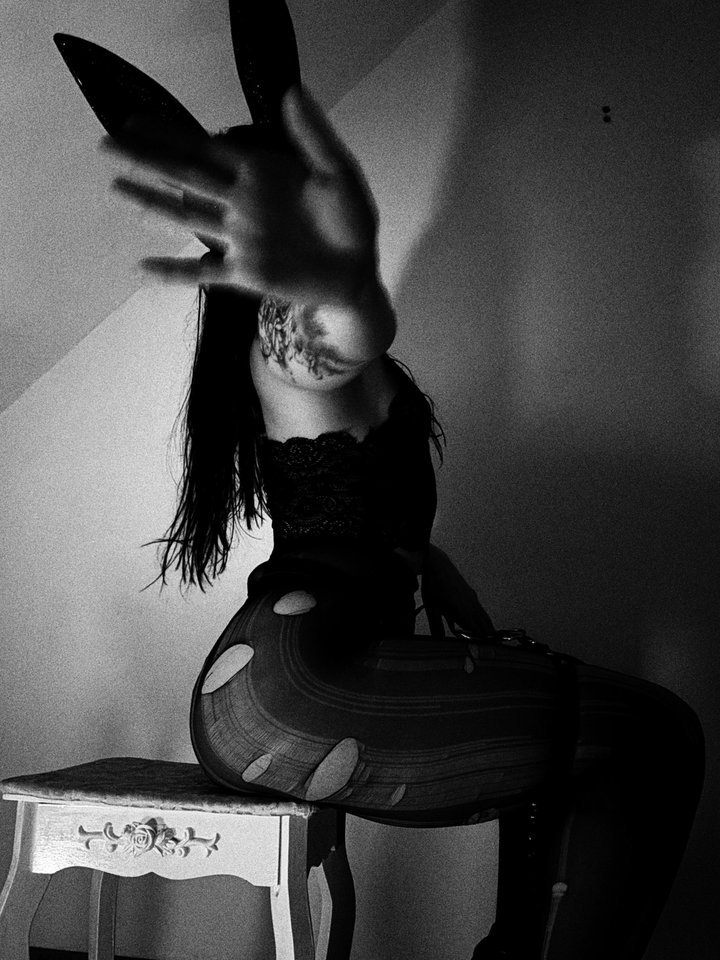 1000027584.jpg - FeetObsession