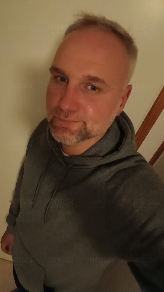 1000010790.jpg - Chris2404