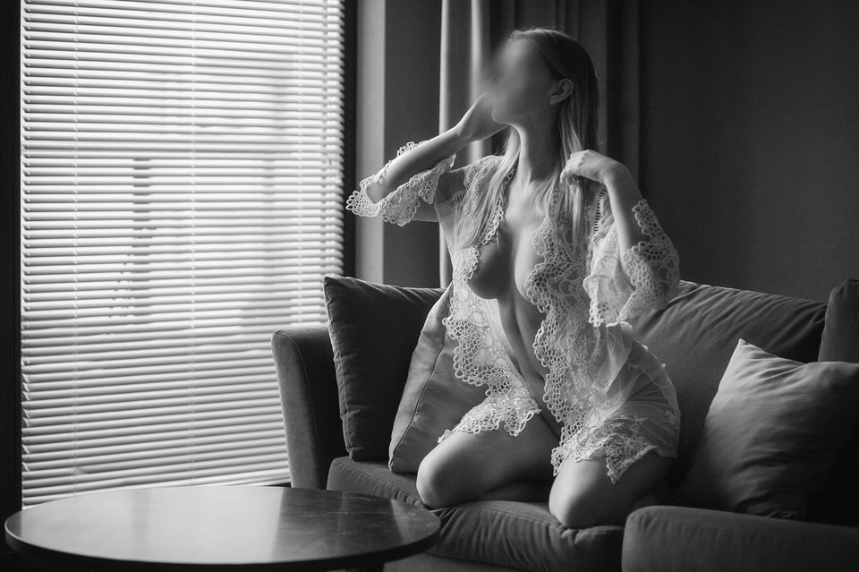 White lace - sinner_in_me