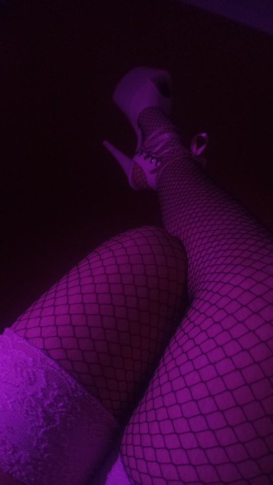 1000023178.jpg - CrossAndGape