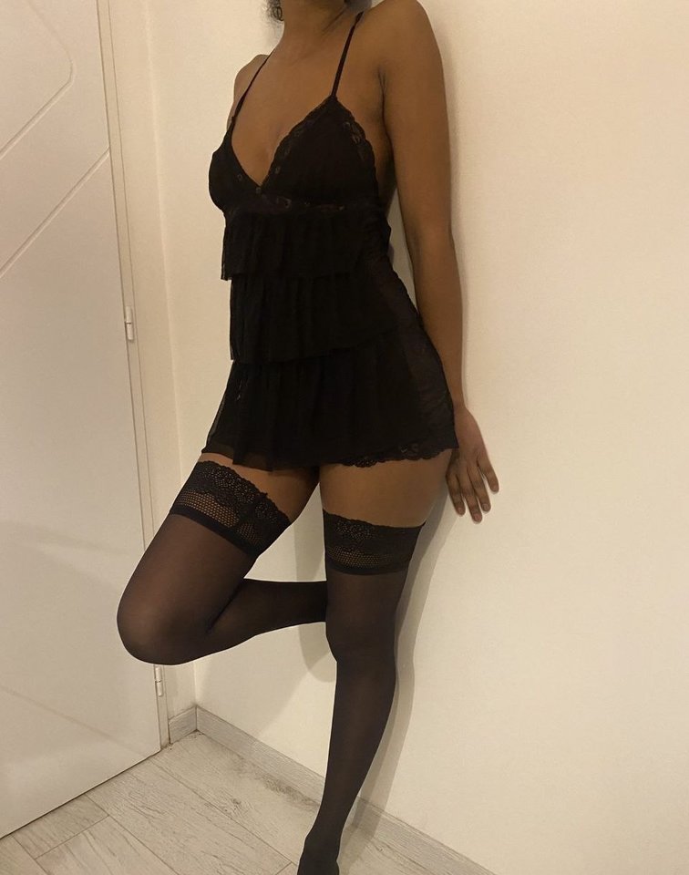 IMG_2802.jpeg - ElaraHottie