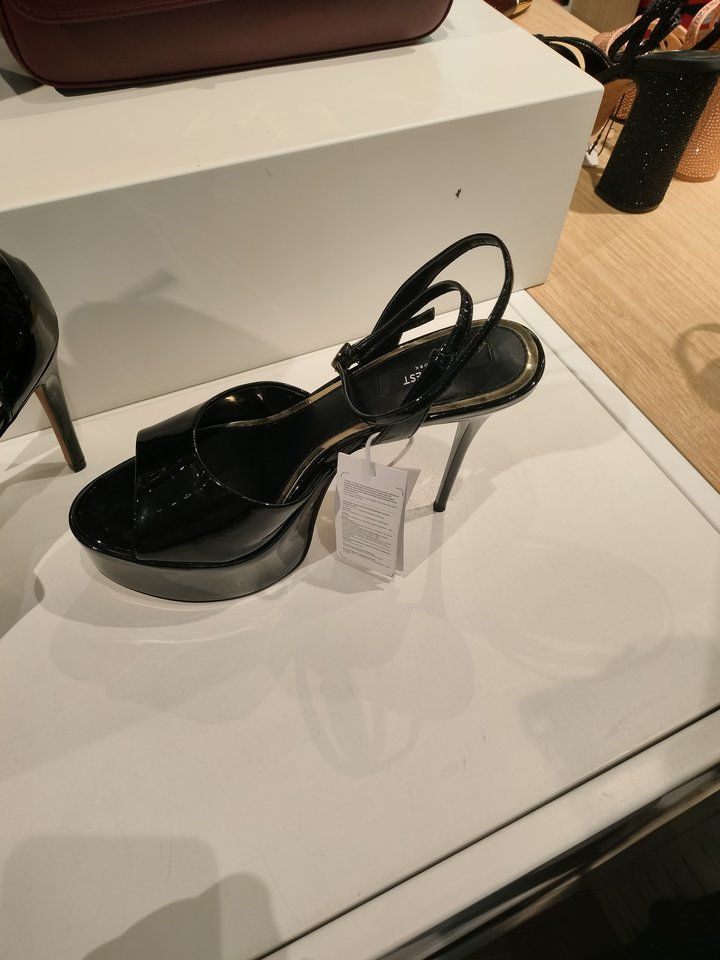 1000010365.jpg - aikosa