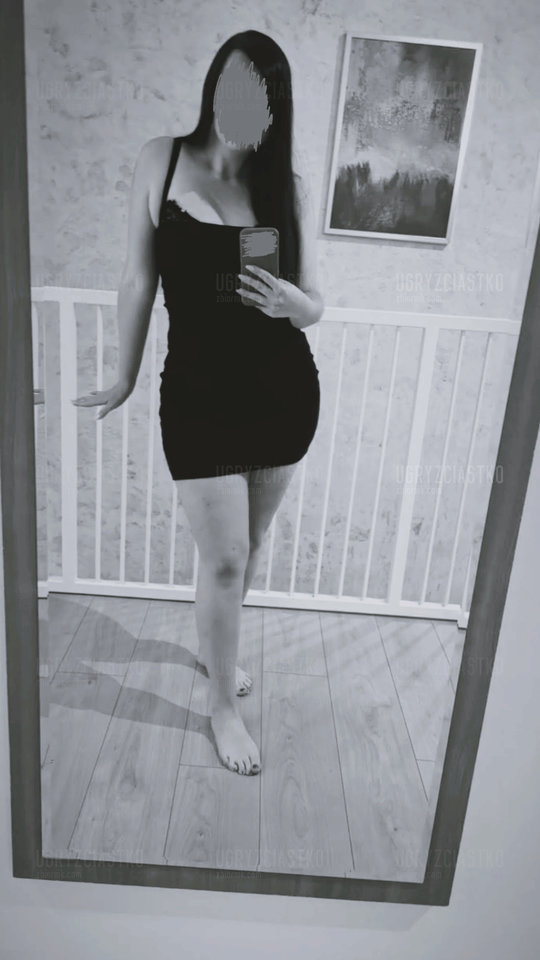 Tajemnica działa mocniej niż spojrzenie🤭 - UgryzCiastko