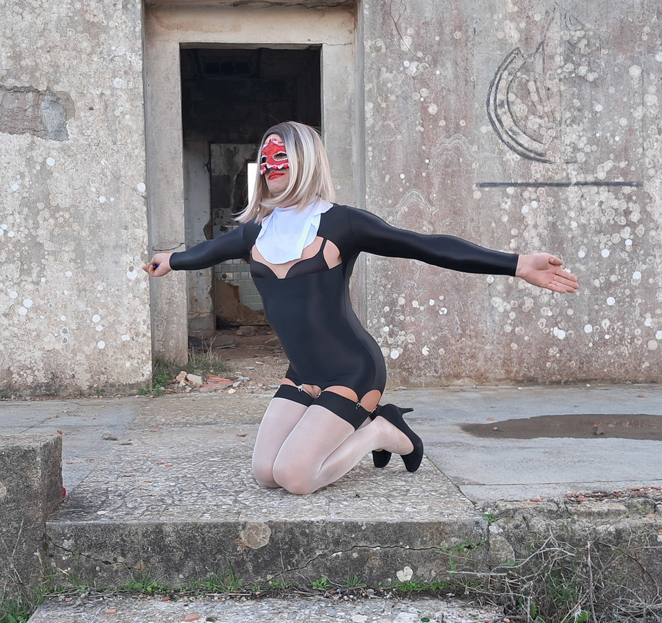 20251108_163340.jpg - Laure