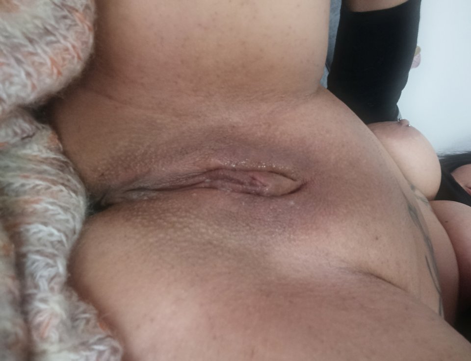 1000003208.jpg - Scarlett90