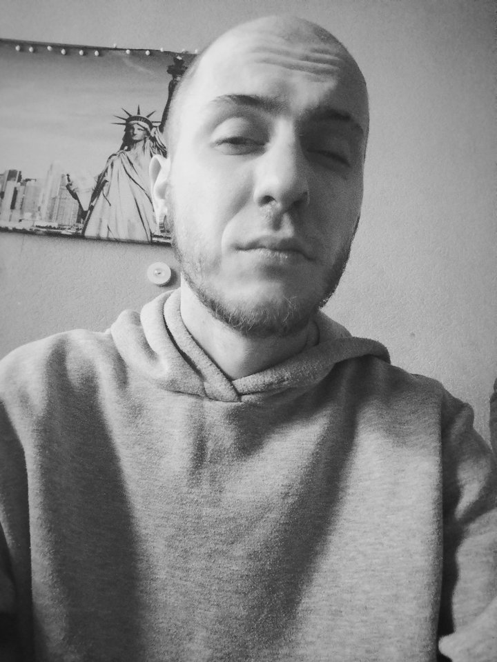1000001661.jpg - Mister_Popers