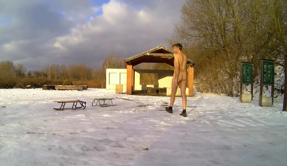 ŻABIE DOŁY - parking 20260218.mp4_snapshot_00.30.572.jpg - Krzysztof_cfnm