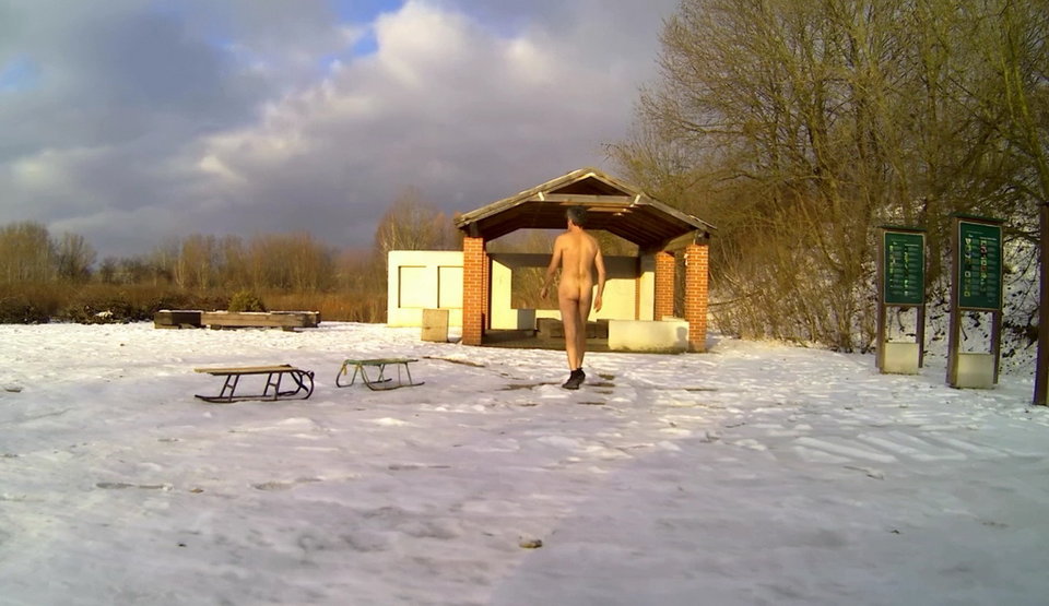 ŻABIE DOŁY - parking 20260218.mp4_snapshot_00.32.141.jpg - Krzysztof_cfnm