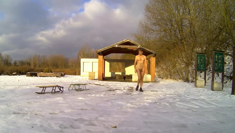 ŻABIE DOŁY - parking 20260218.mp4_snapshot_00.46.673.jpg - Krzysztof_cfnm