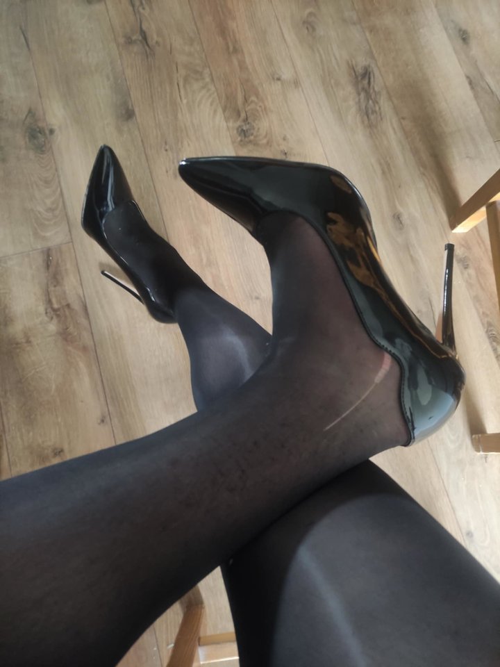 5d5f4819-d941-4fba-a346-c0f607b240be.jpg - SissySluzaca