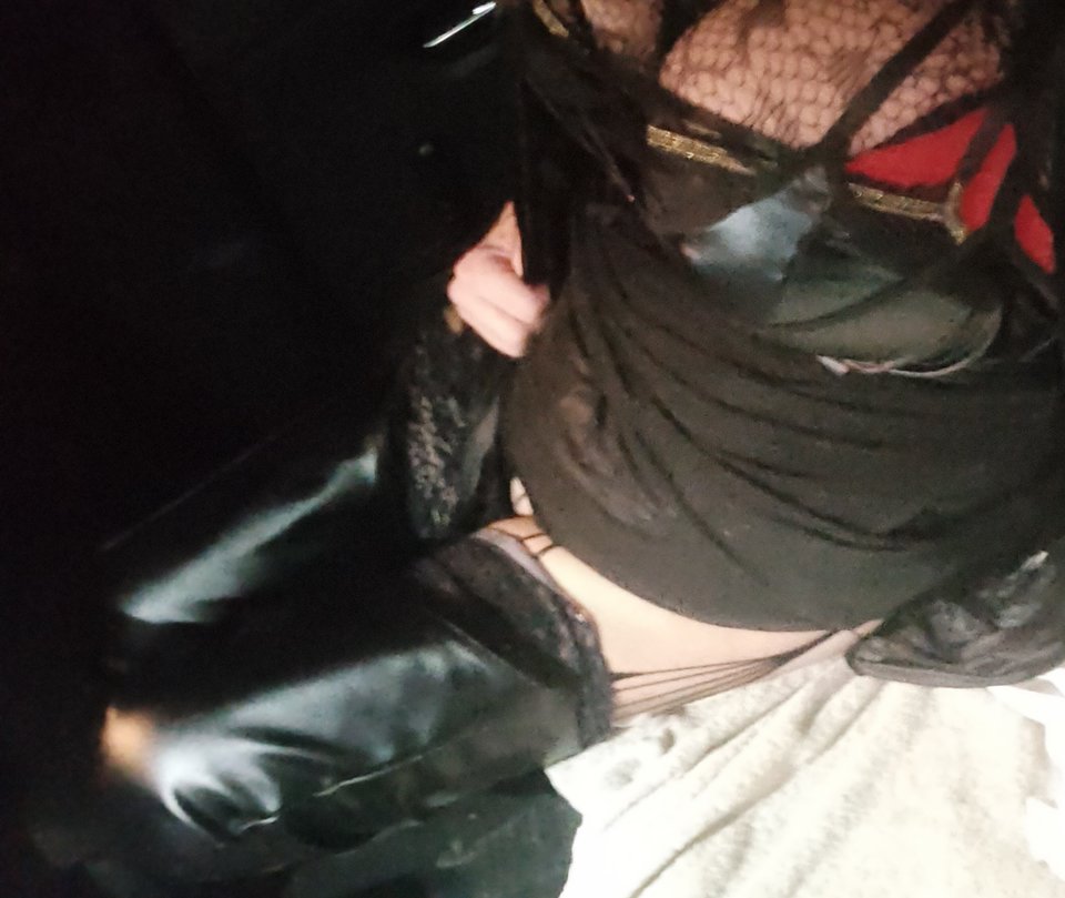 1000153660.jpg - paulstarkface