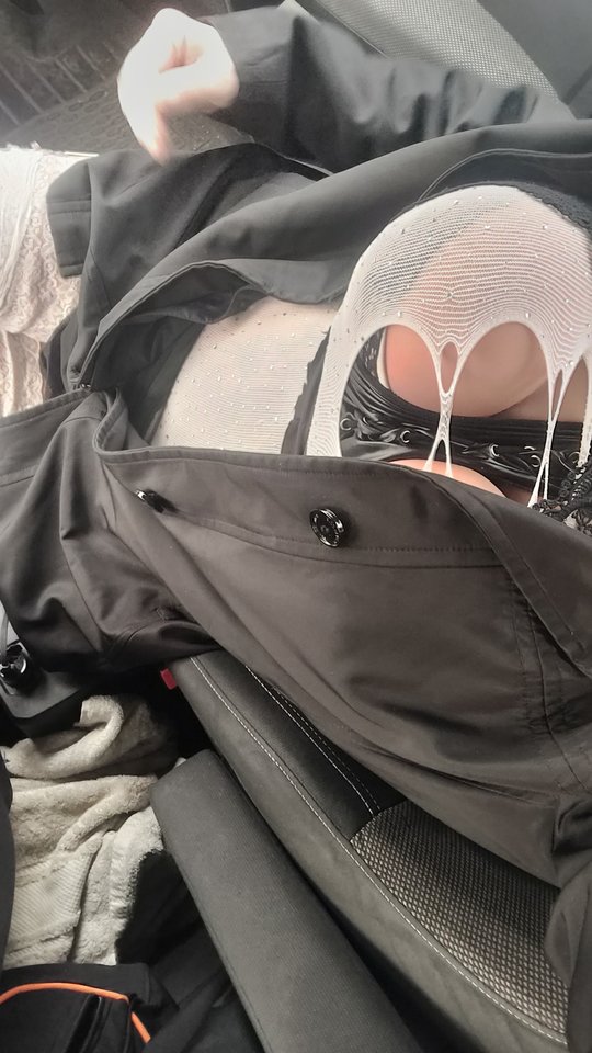 1000153752.jpg - paulstarkface