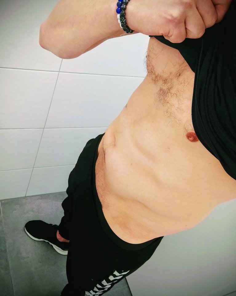 1000105736.jpg - 9boy2