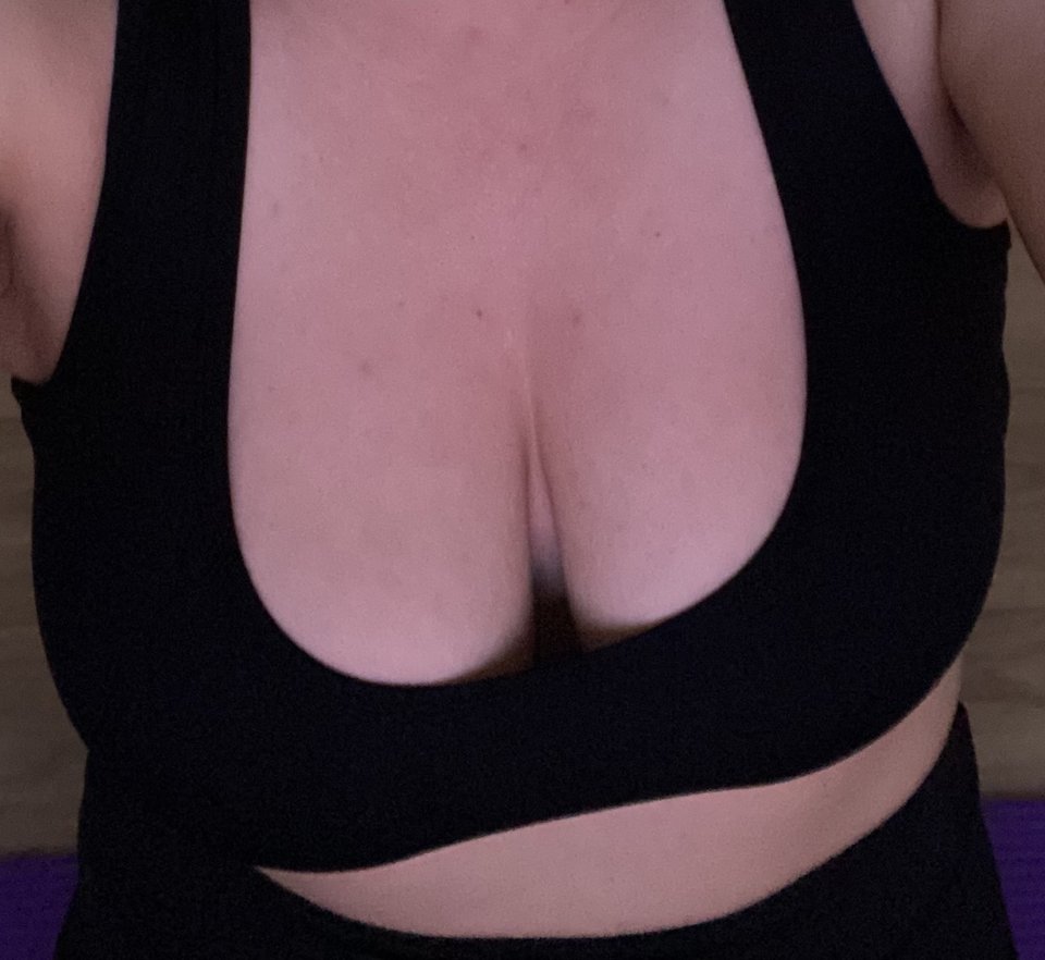 79260812188__BD416B55-F1B5-4CE3-B231-B2FDB59FEDC6.jpeg - Sexstory123