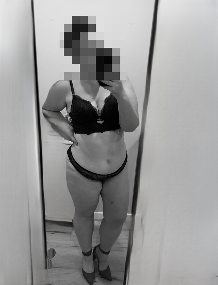 photo-output.jpeg - SweetSwapCouple