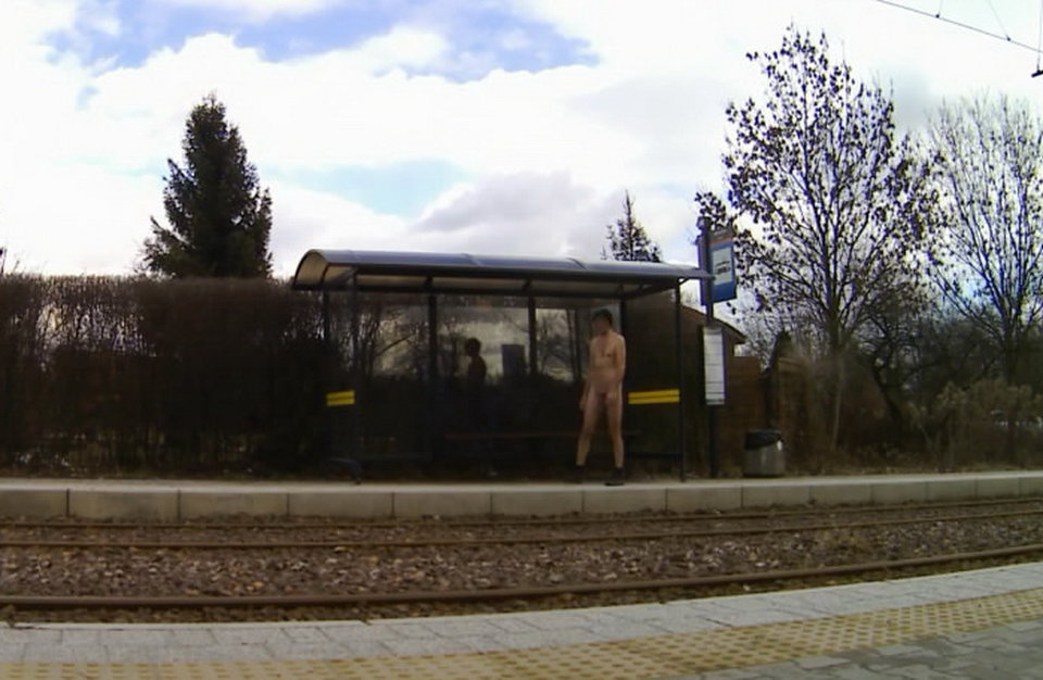 BYTOM - przystanek Odrzańska 1 20260223_1322.mp4_snapshot_01.03 - Krzysztof_cfnm