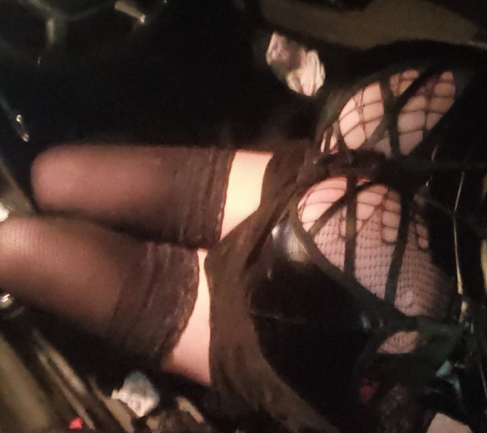 1000154015.jpg - paulstarkface