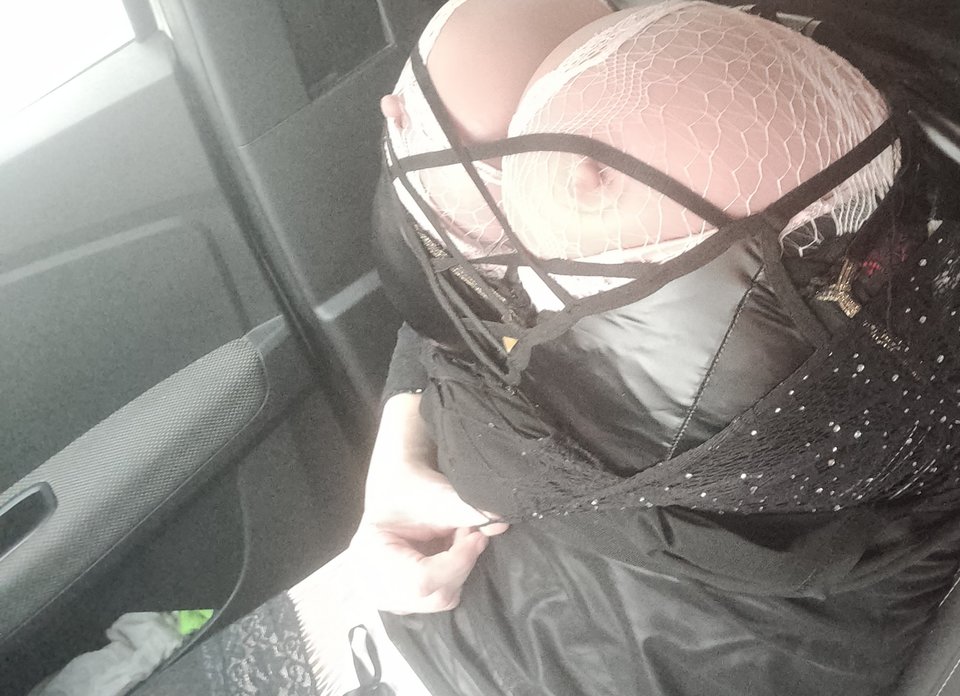 1000153910.jpg - paulstarkface