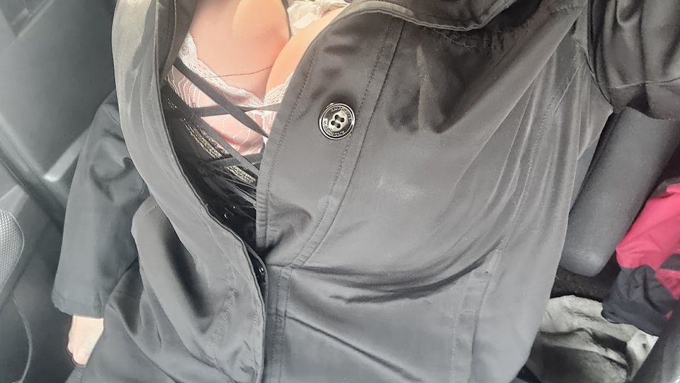 1000153888.jpg - paulstarkface