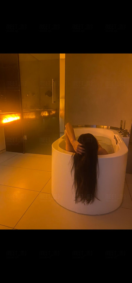 1000052074.jpg - meet_m3