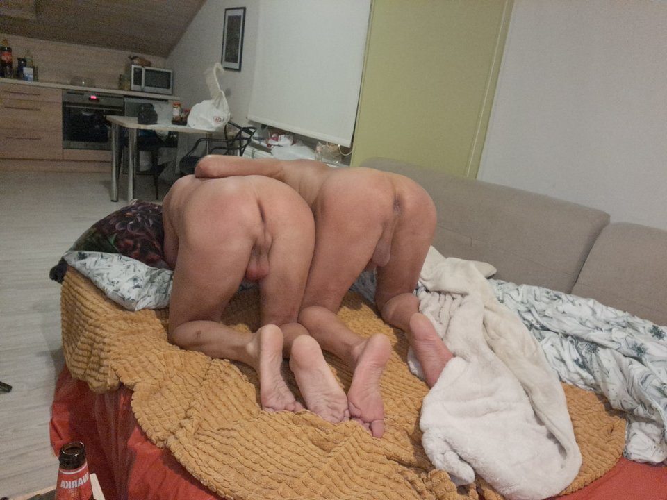 my od tyłu... - XCzarMar40X