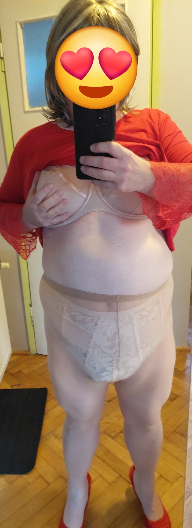 adrianna82
