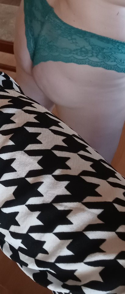 🍑 - Niesmiala933