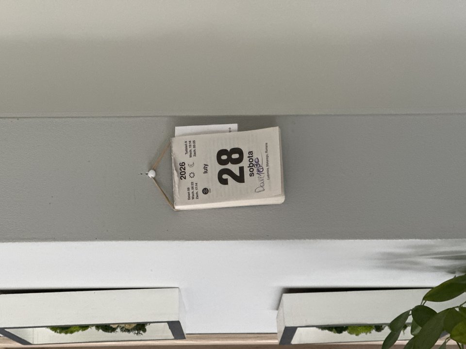 image.jpg - Absurdalni