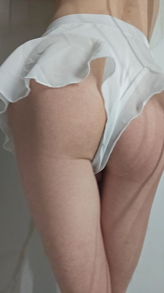 1748.jpg - Pupa00