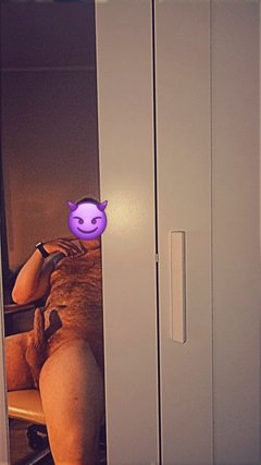 Jakaś Pani chętna?💦😈