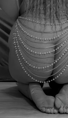 Nie kobieta a perła.