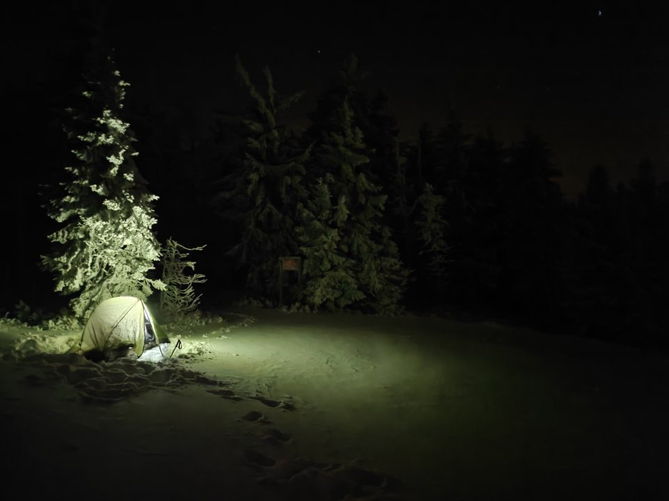 1000018410.jpg - PeakingMan