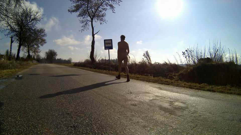 JEŻÓW - przystanek 20260302_0945.mp4_snapshot_01.32_[2026.03.0 - Krzysztof_cfnm