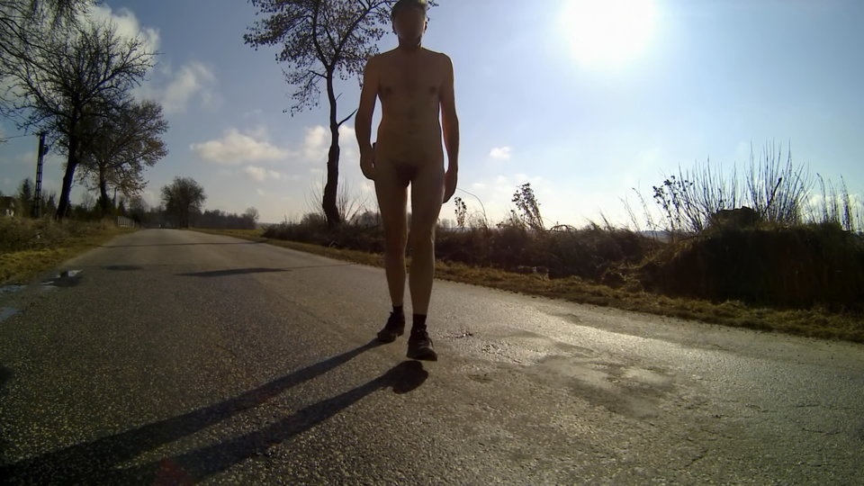 JEŻÓW - przystanek 20260302_0945.mp4_snapshot_01.39_[2026.03.0 - Krzysztof_cfnm