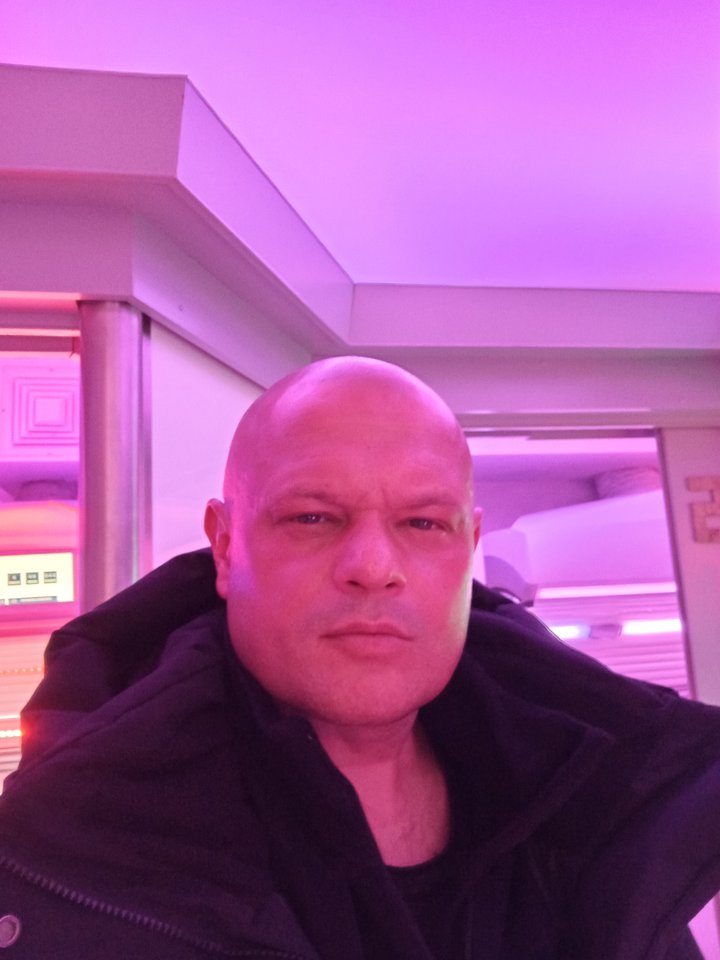 833.jpg - WojciechTxxx