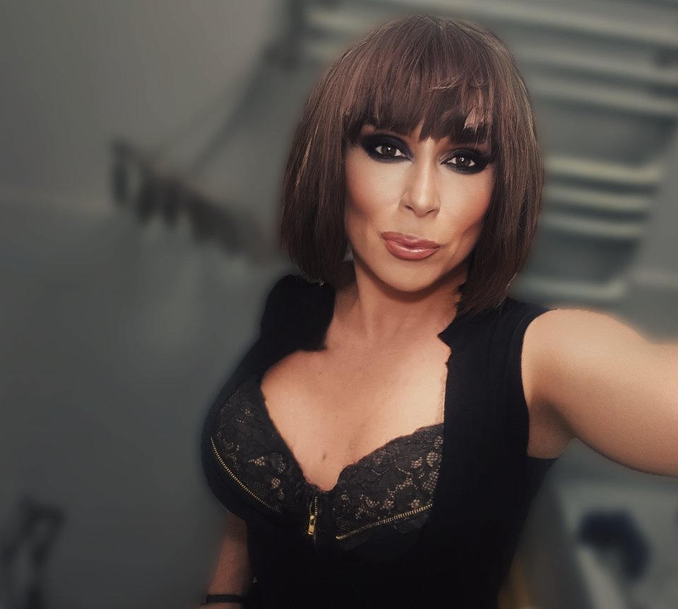 1000015963.jpg - Sisibitch