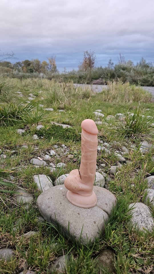 Naga plaża w Stadłach 18.10.2025 - nowytomas