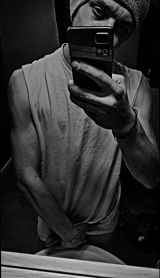 1000025459.jpg - Zing_Couple